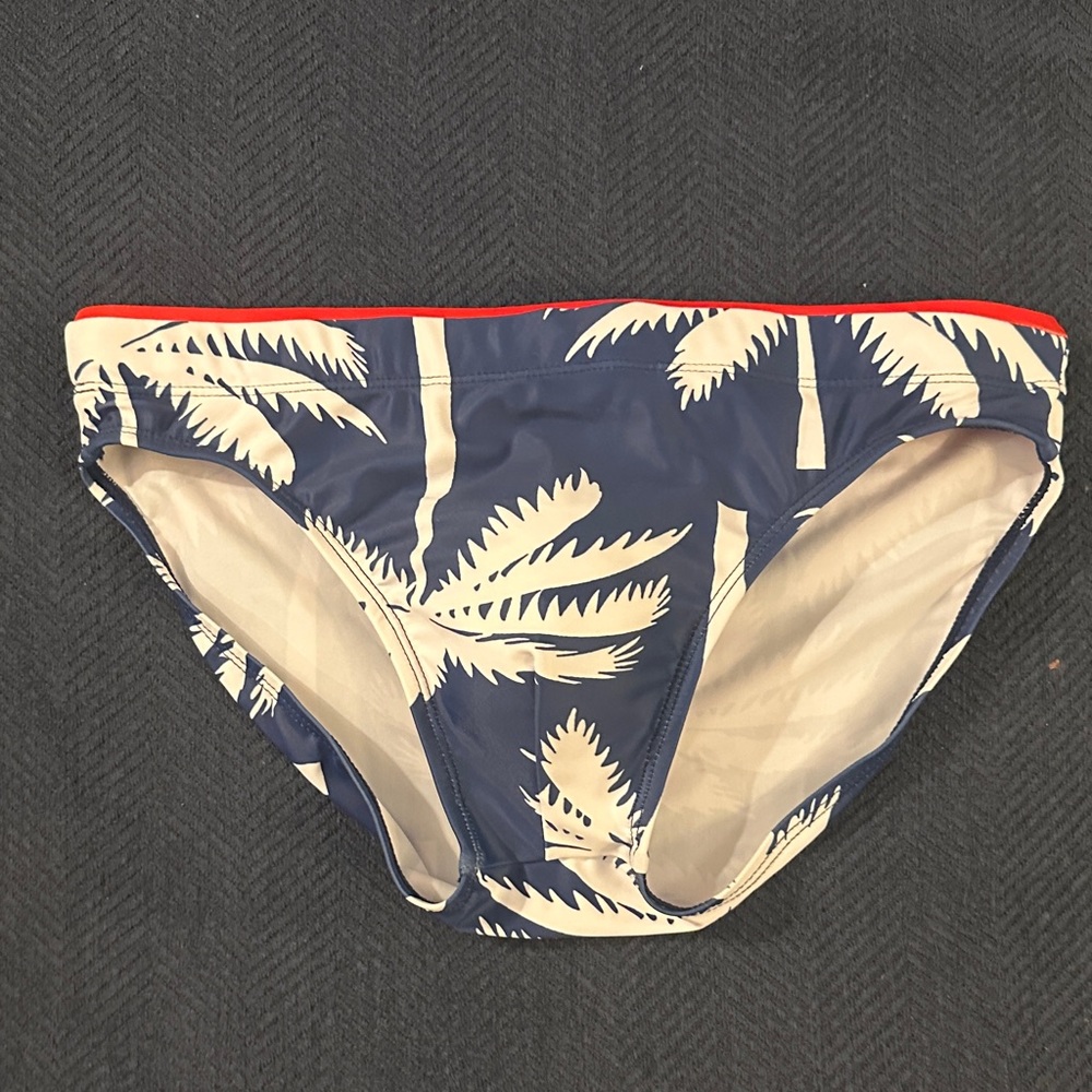 Tropical Navy Men Medium Swim Briefs with removable Contour Pouch